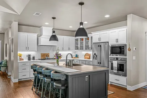1741 River Run Street Central Point OR 97502