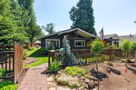 820 NW 12th Street Bend OR 97703