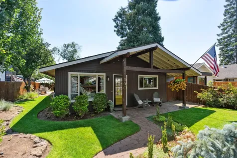 820 NW 12th Street Bend OR 97703