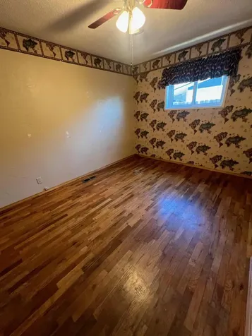 1812 Roberts Road Medford OR 97504
