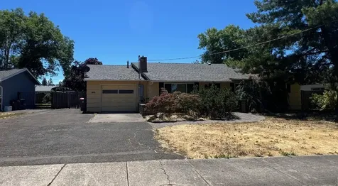 1812 Roberts Road Medford OR 97504