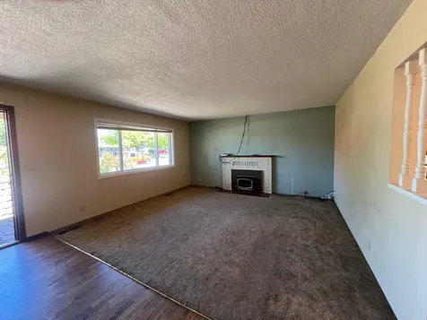1812 Roberts Road Medford OR 97504