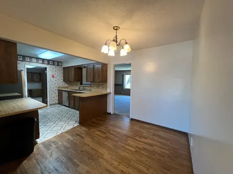 1812 Roberts Road Medford OR 97504