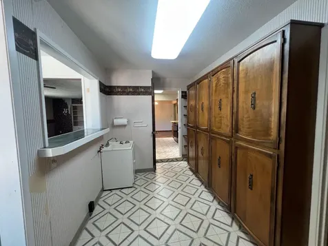1812 Roberts Road Medford OR 97504