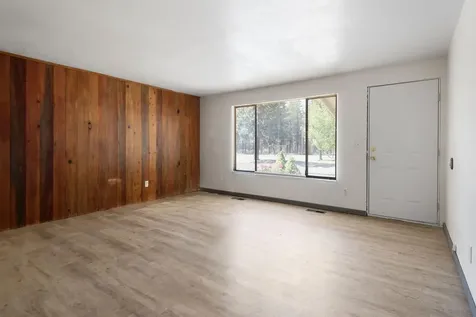 15994 Camino De Oro La Pine OR 97739