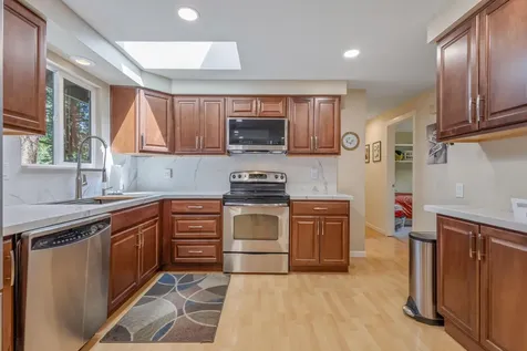 60939 Amethyst Street Bend OR 97702