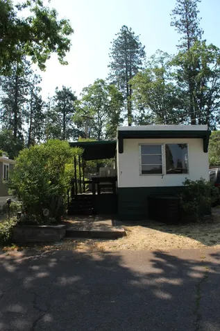 2799 Siskiyou Boulevard Ashland OR 97520