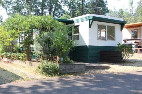 2799 Siskiyou Boulevard Ashland OR 97520