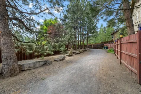 163 SE Dorrie Court Bend OR 97702