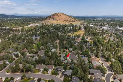 163 SE Dorrie Court Bend OR 97702