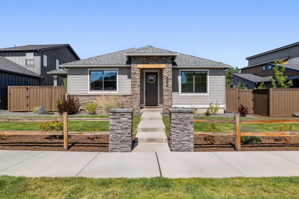 2329 NW Skyline Ranch Road Bend OR 97703