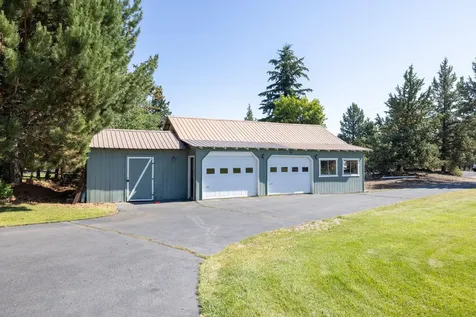 20640 Kandi Court Bend OR 97701