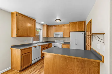 835 Blackberry Lane Ashland OR 97520