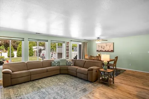 100 Covey Lane Grants Pass OR 97527