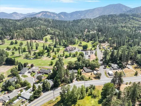 100 Covey Lane Grants Pass OR 97527