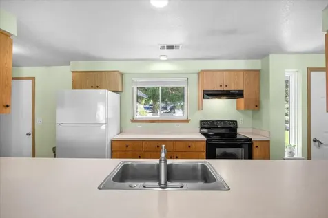 100 Covey Lane Grants Pass OR 97527
