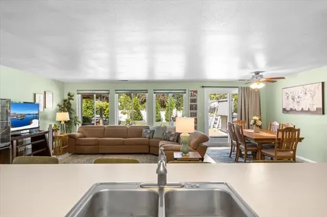 100 Covey Lane Grants Pass OR 97527