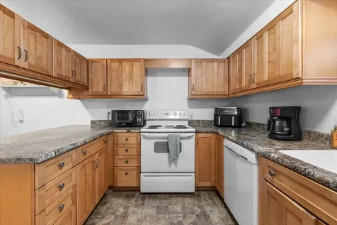 1906 Prune Street Medford OR 97501