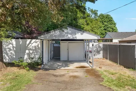 1906 Prune Street Medford OR 97501