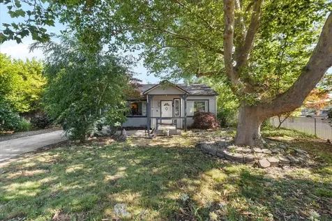 1906 Prune Street Medford OR 97501