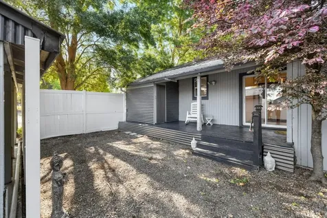 1906 Prune Street Medford OR 97501