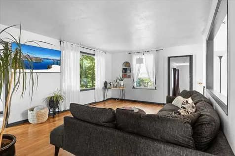 1906 Prune Street Medford OR 97501