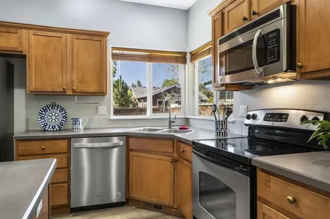 20653 Songbird Lane Bend OR 97702