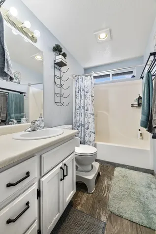 2211 Arlington Drive Medford OR 97501
