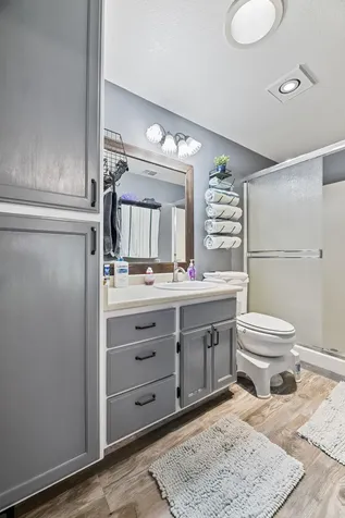 2211 Arlington Drive Medford OR 97501