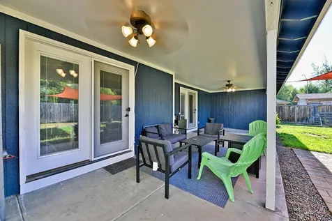 2211 Arlington Drive Medford OR 97501