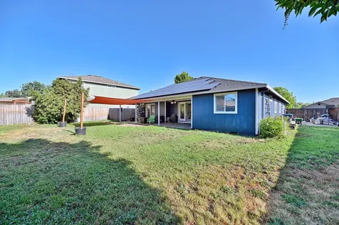 2211 Arlington Drive Medford OR 97501
