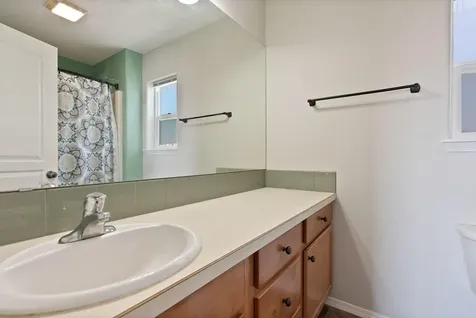 3564 SW Salmon Avenue Redmond OR 97756