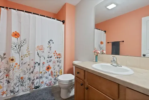 3564 SW Salmon Avenue Redmond OR 97756