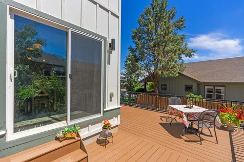 3564 SW Salmon Avenue Redmond OR 97756