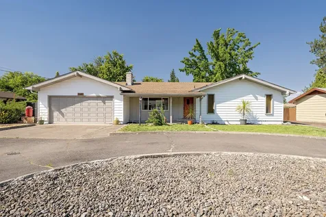 2080 Alamar Street Medford OR 97501