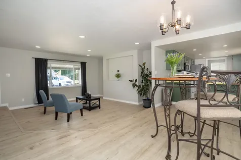 2080 Alamar Street Medford OR 97501