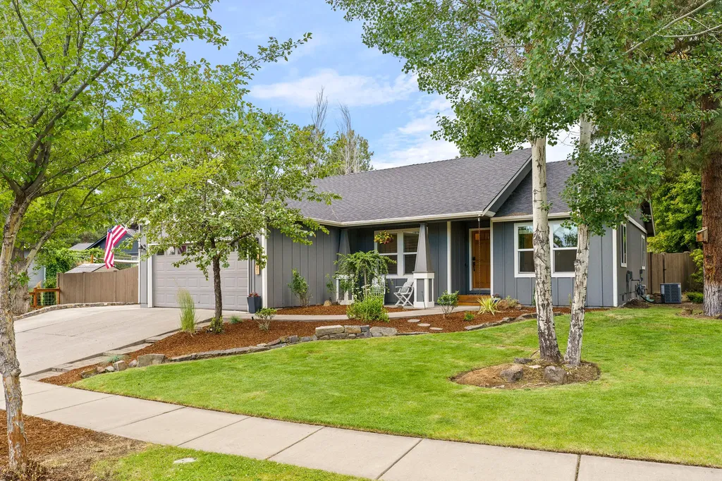 19801 Water Fowl Lane Bend OR 97702
