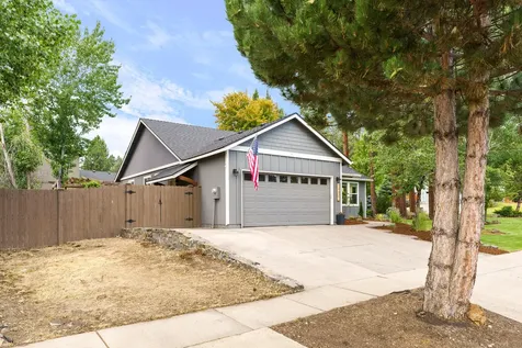 19801 Water Fowl Lane Bend OR 97702