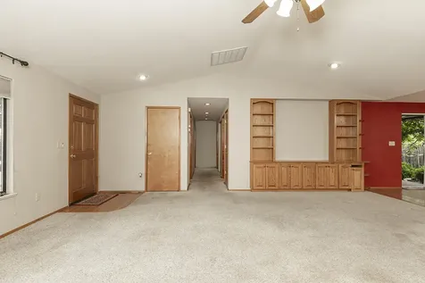 910 NW Carol Drive Grants Pass OR 97526