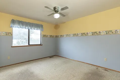 910 NW Carol Drive Grants Pass OR 97526