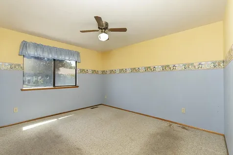 910 NW Carol Drive Grants Pass OR 97526
