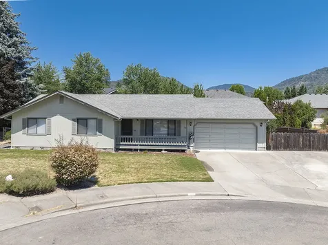 910 NW Carol Drive Grants Pass OR 97526