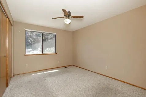 910 NW Carol Drive Grants Pass OR 97526