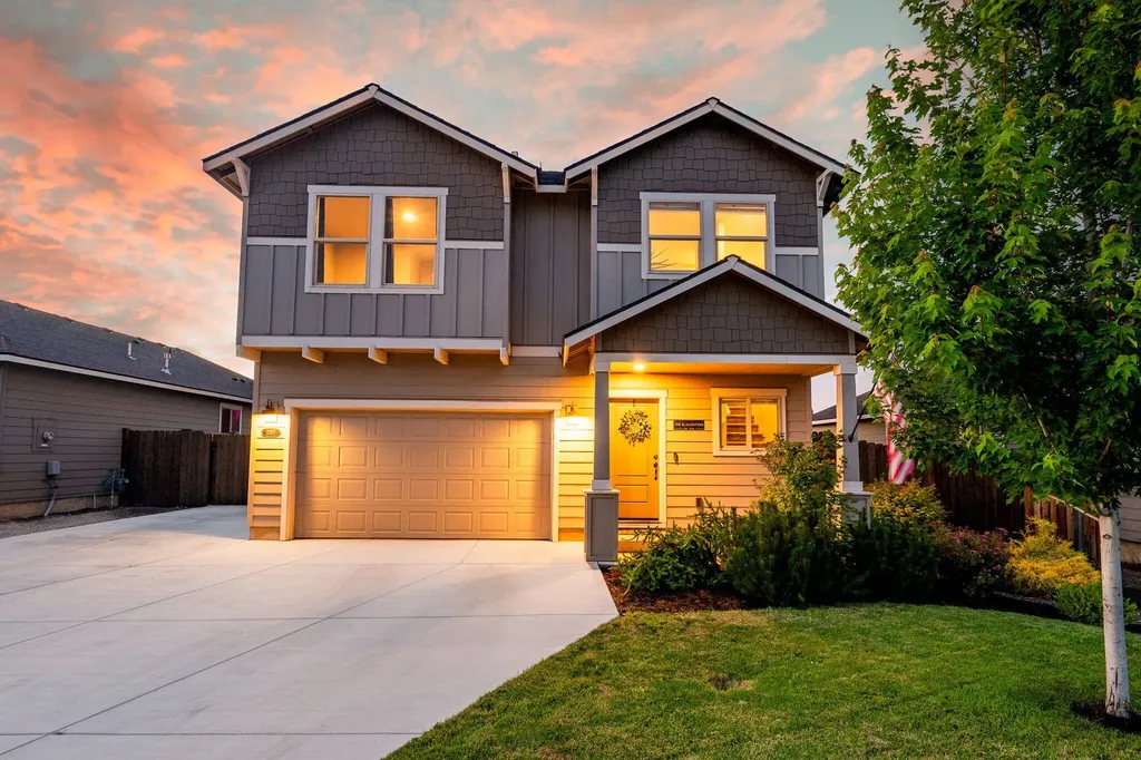 2383 SW Newberry Loop Redmond OR 97756