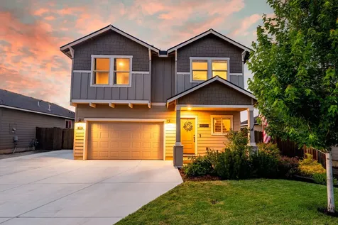 2383 SW Newberry Loop Redmond OR 97756