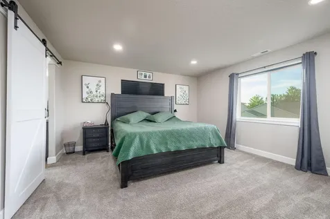 2383 SW Newberry Loop Redmond OR 97756