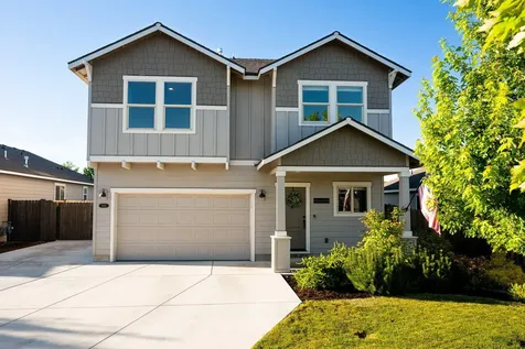 2383 SW Newberry Loop Redmond OR 97756
