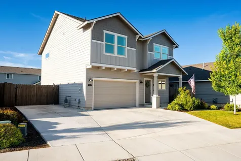2383 SW Newberry Loop Redmond OR 97756