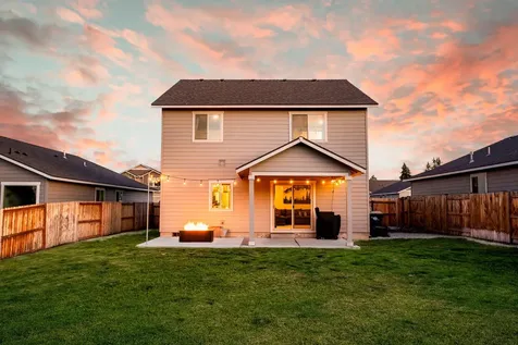 2383 SW Newberry Loop Redmond OR 97756