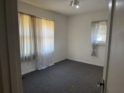 406 SE M Street Grants Pass OR 97526